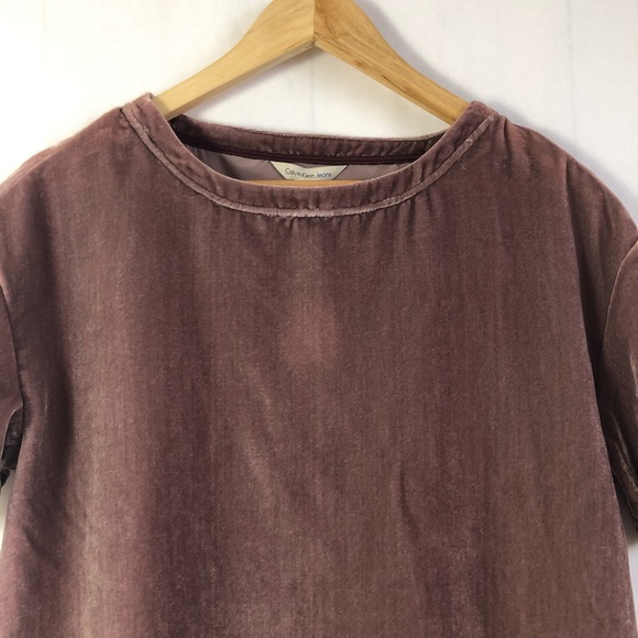 Calvin Klein Short Sleeve Velvet Tee - Picture 4 of 8